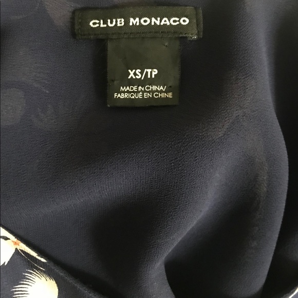 Club Monaco silk tank XS - Picture 4 of 5